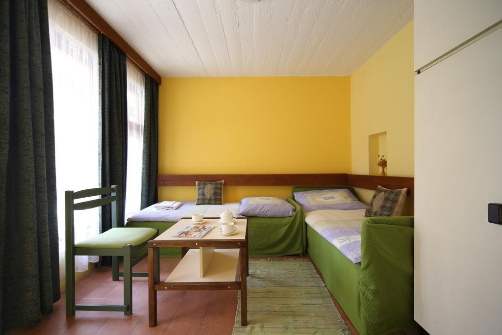 Hotel Melis Balatonlelle Exterior foto